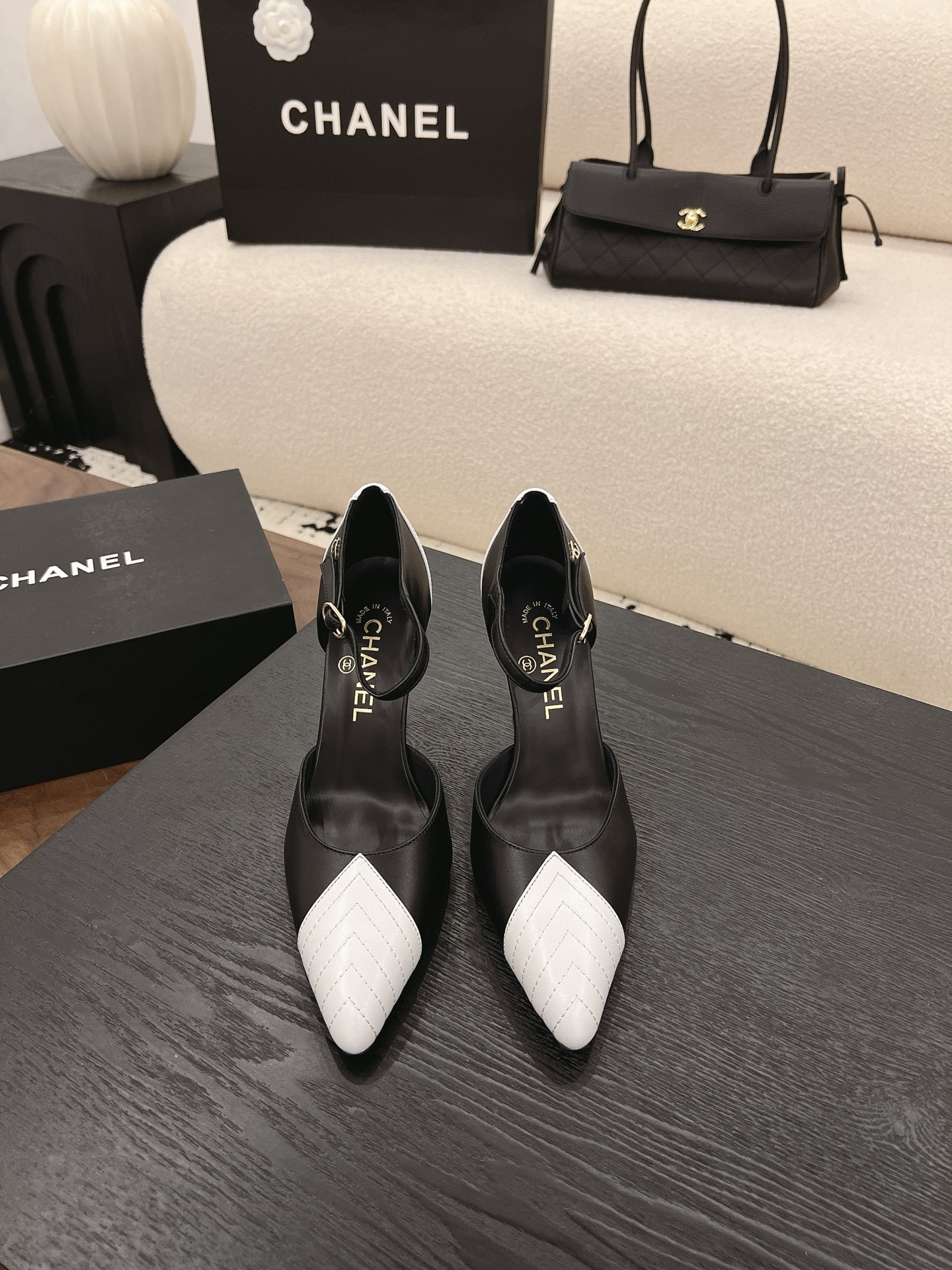 ua Ch*el mary janes