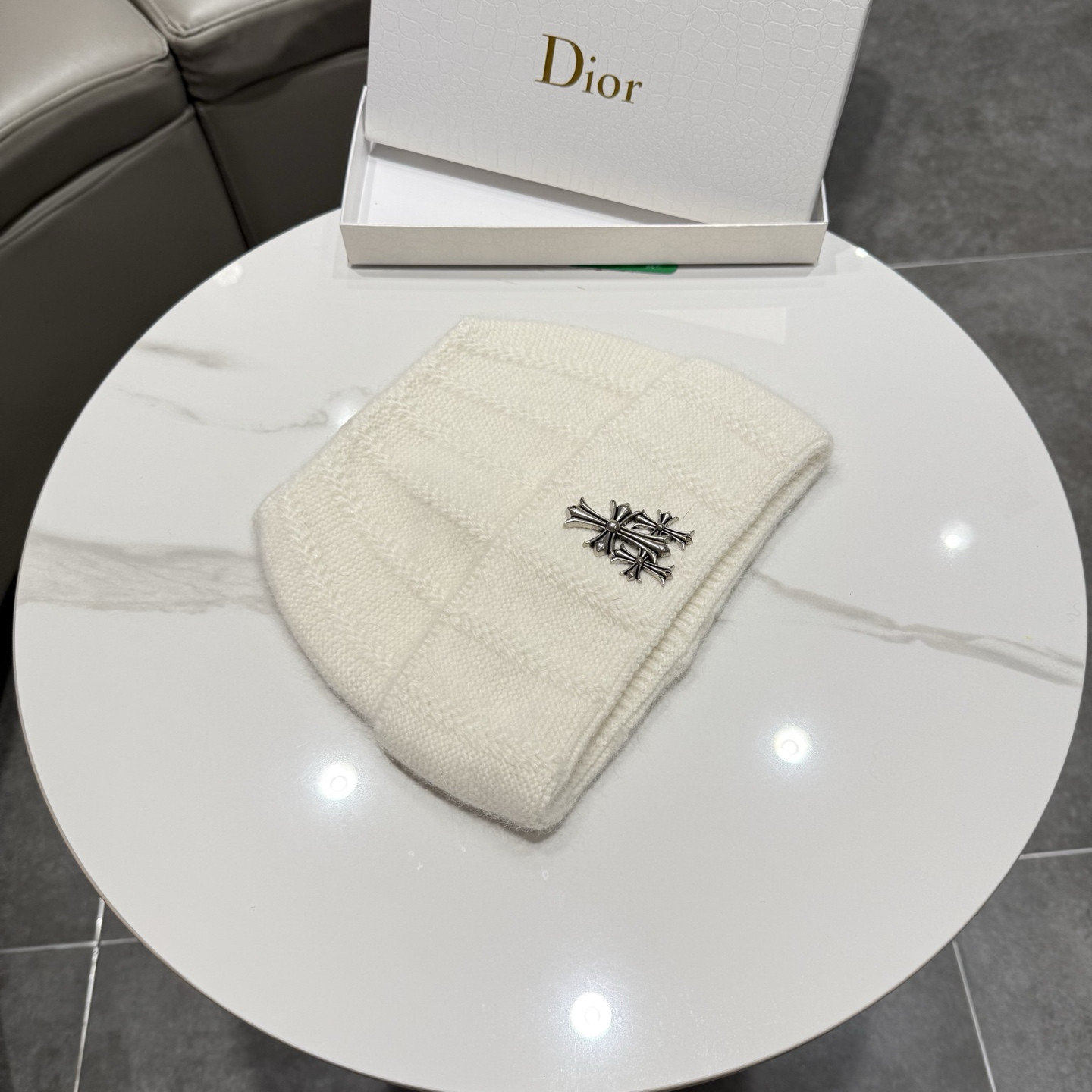 Ch**me He**ts beanie