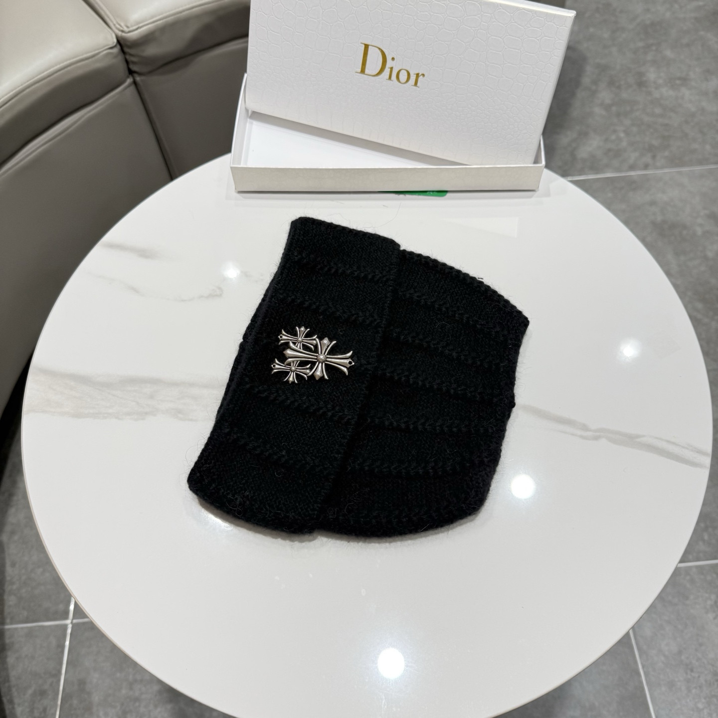 Ch**me He**ts beanie