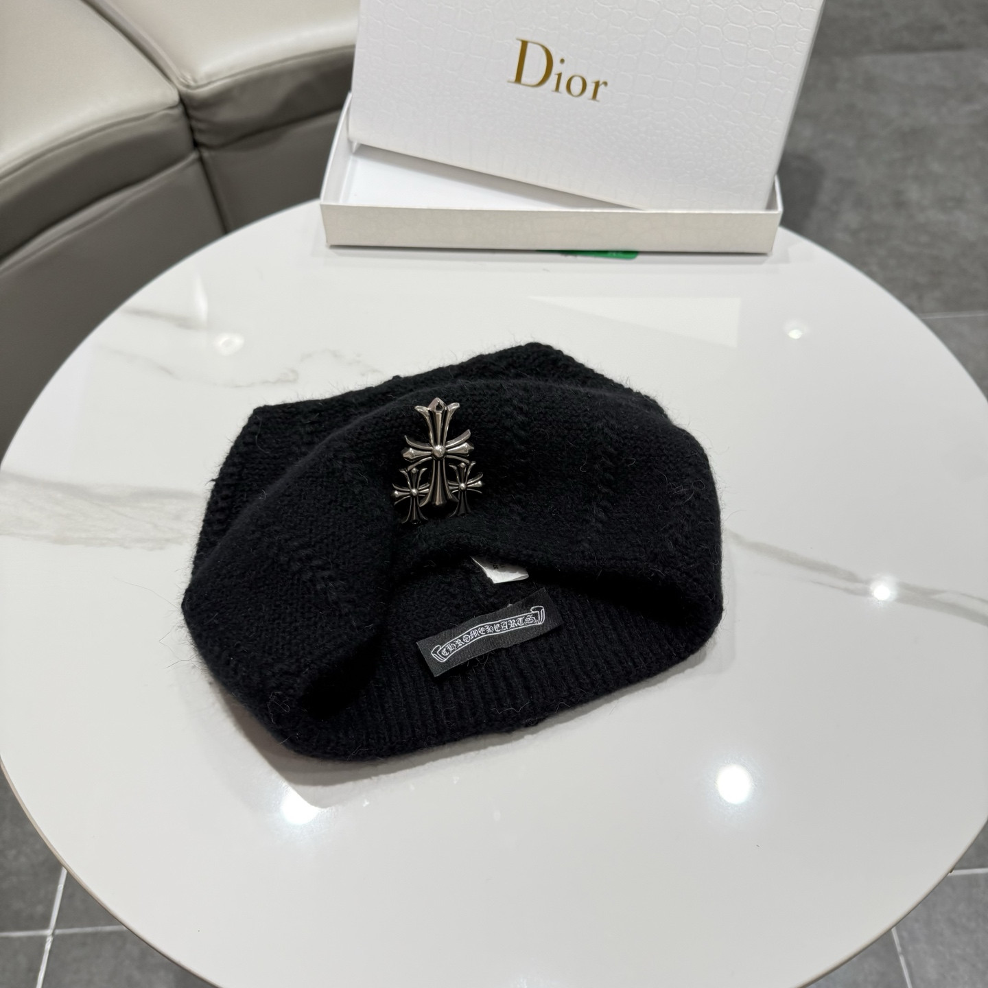 Ch**me He**ts beanie