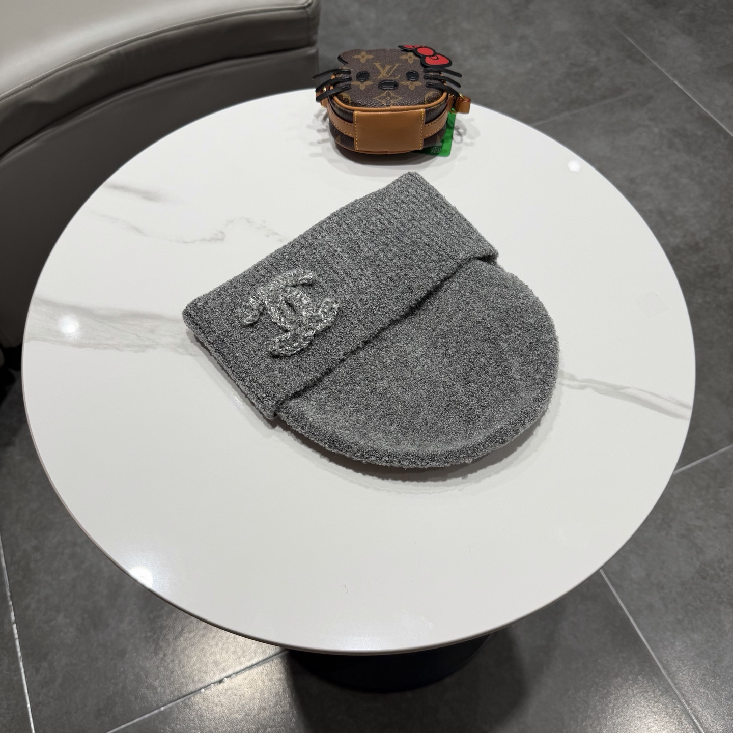 Ch*el beanie