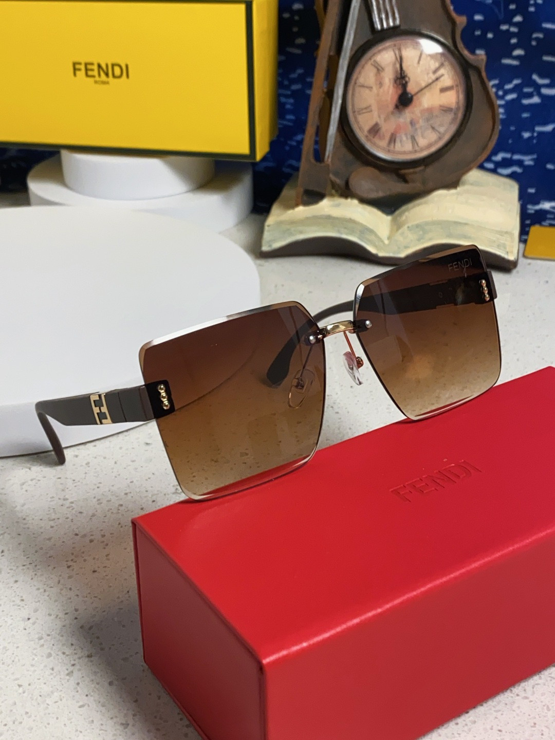 F**di glasses