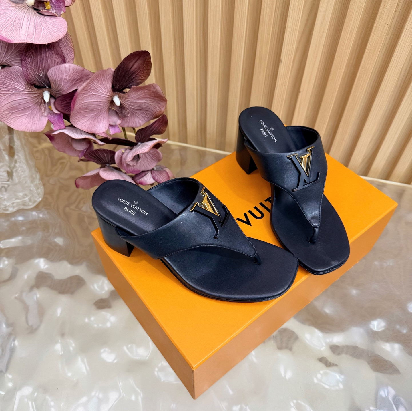 UA LV Mare Thong 6cm Heel